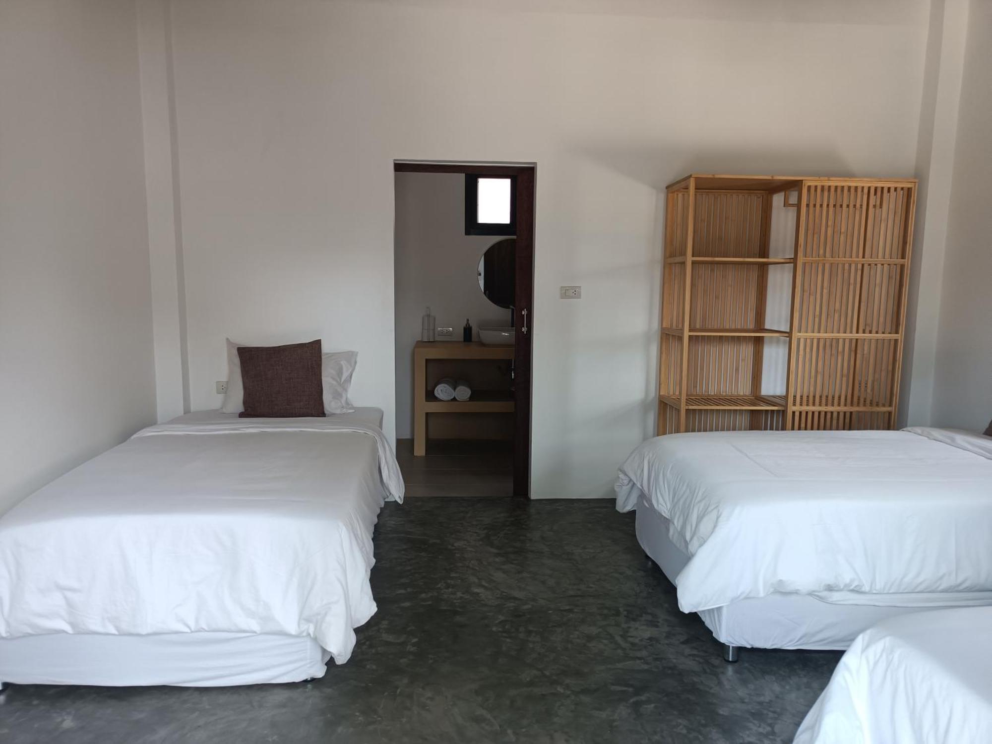 Sarana Bungalows (Adults Only) Baan Tai Cameră foto
